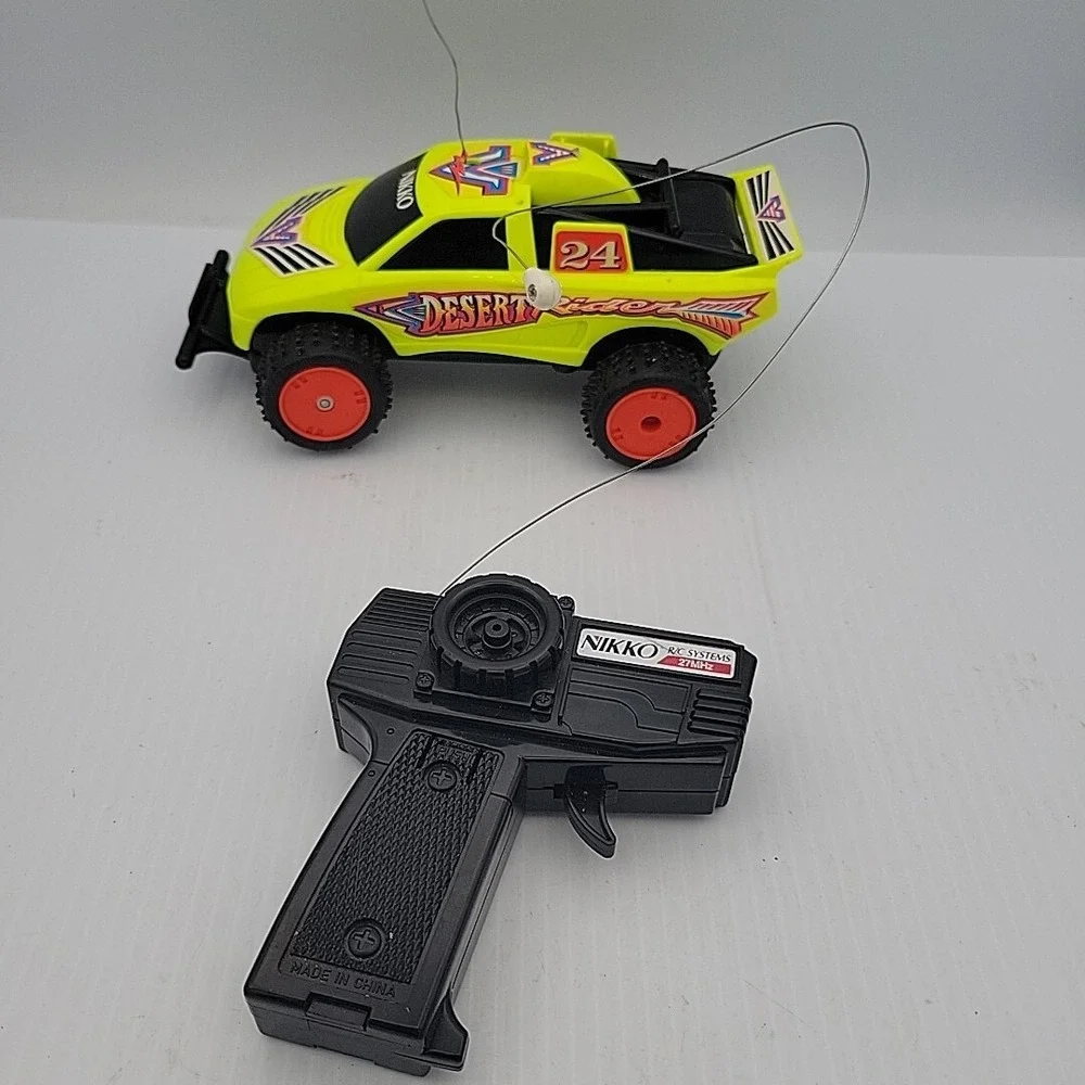 Vintage Nikko Desert Rider RC Radio Control Truck W/ Controller